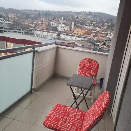 Apartman Bella Lejlighed Doboj Eksteriør billede