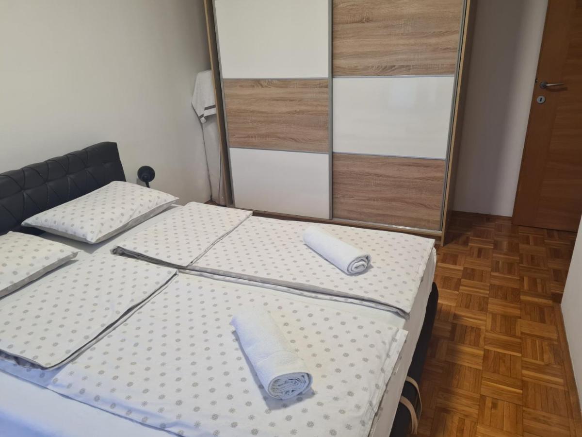 Apartman Bella Lejlighed Doboj Eksteriør billede